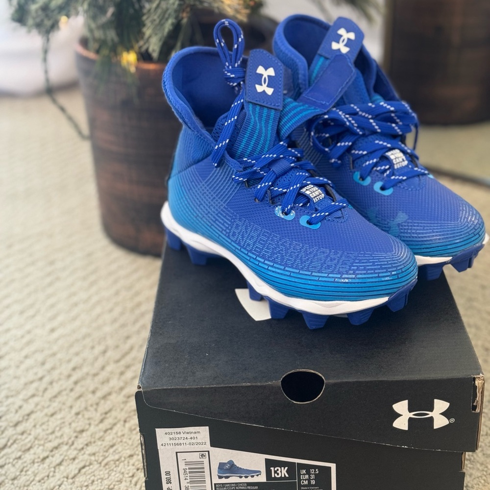 Under Armour Kids Blue High-Top Cleats size 13